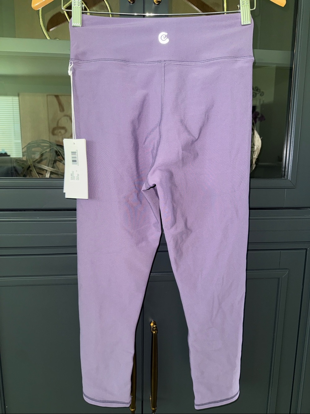 Calme Women’s Lavender High-Rise Capri Leggings